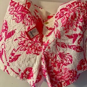Lilly Pulitzer Kelly Lace shorts in Pink and White